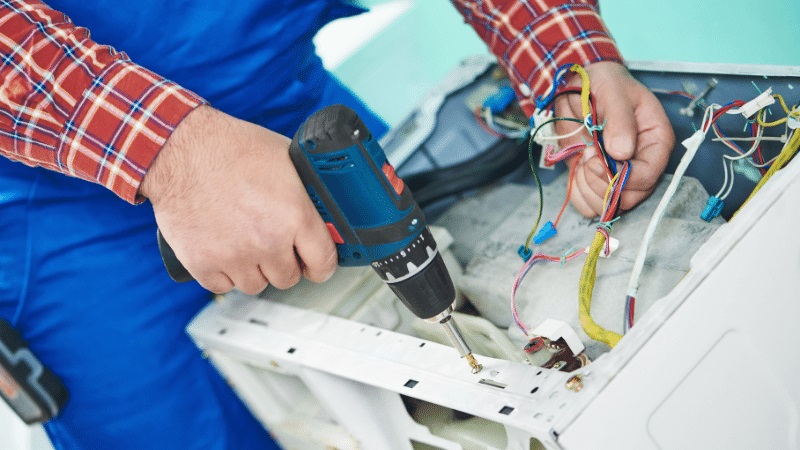 Kaynarca Grundig Grundig çamaşır makinesi kart tamiri – Su almama arızası orijinal parça ile giderildi. - Teknik servis örneği